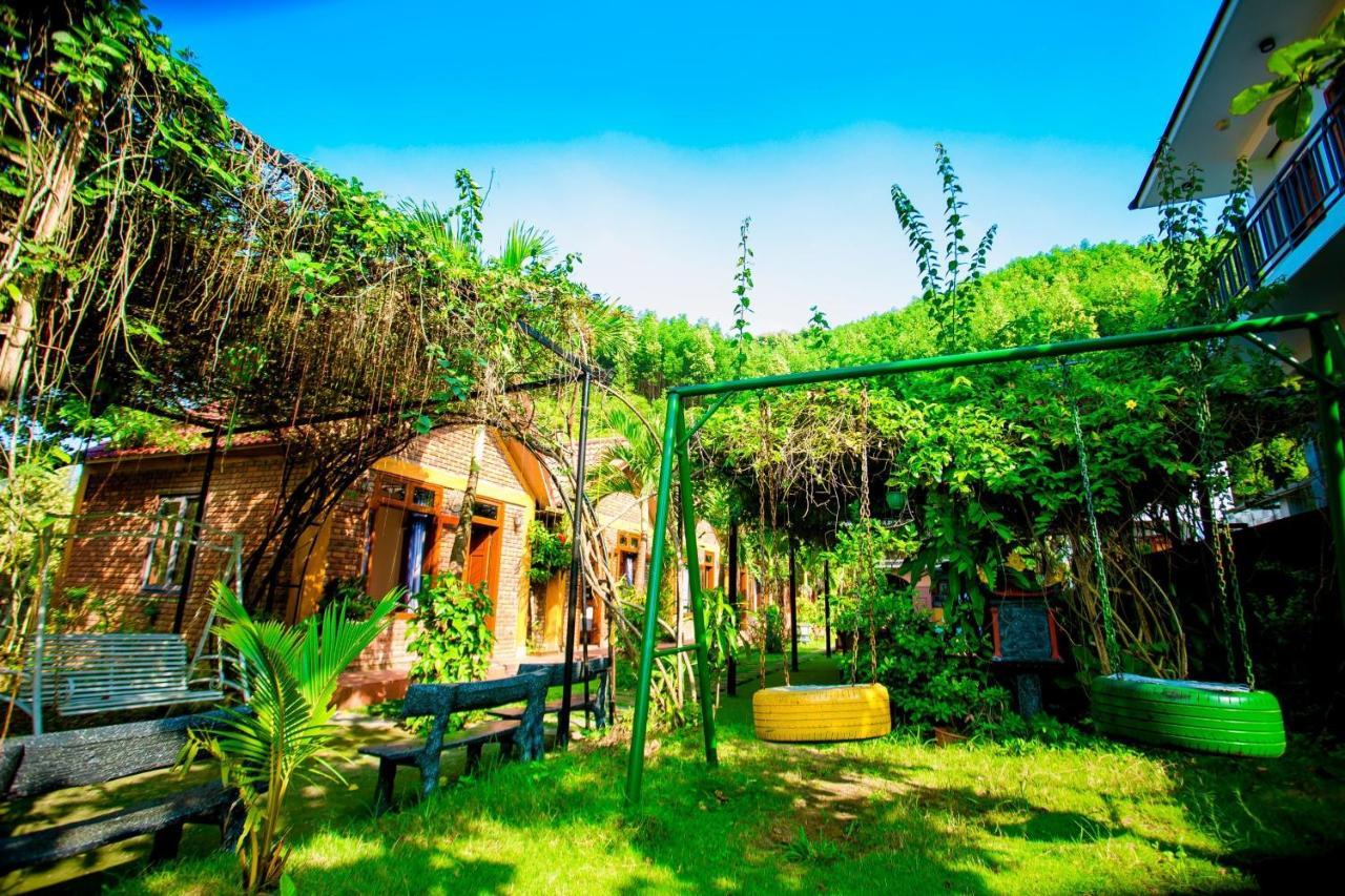 Hillside View Bungalow Homestay Phong Nha Bagian luar foto